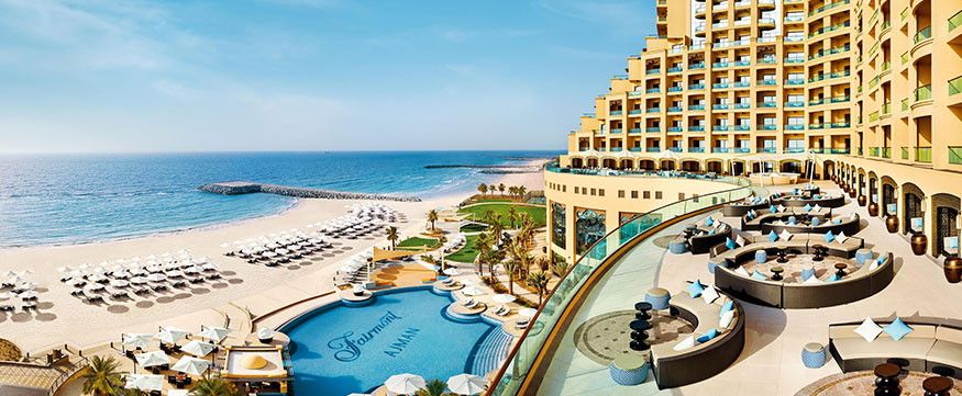 Fairmont Ajman: Golf and Grills